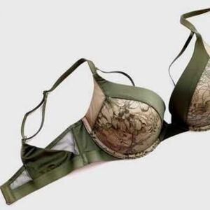 Victoria's Secret Very Sexy Olive Green Lace Strappy Push Up Bra, 32D